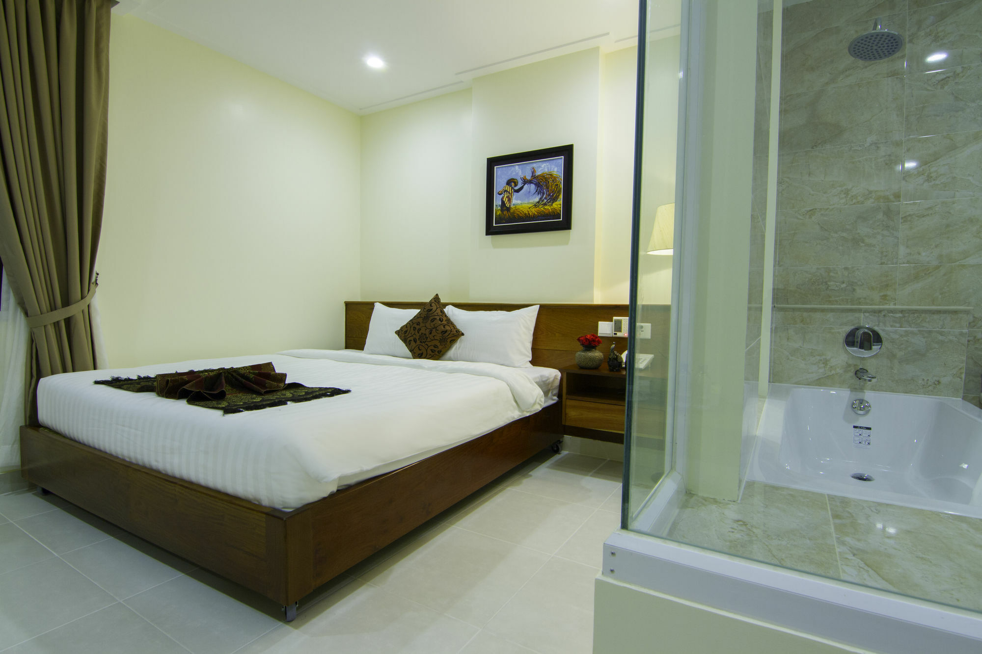 Rose Emerald Hotel Phnom Penh Ngoại thất bức ảnh