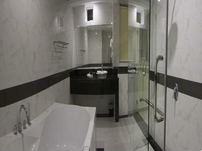 Rose Emerald Hotel Phnom Penh Ngoại thất bức ảnh