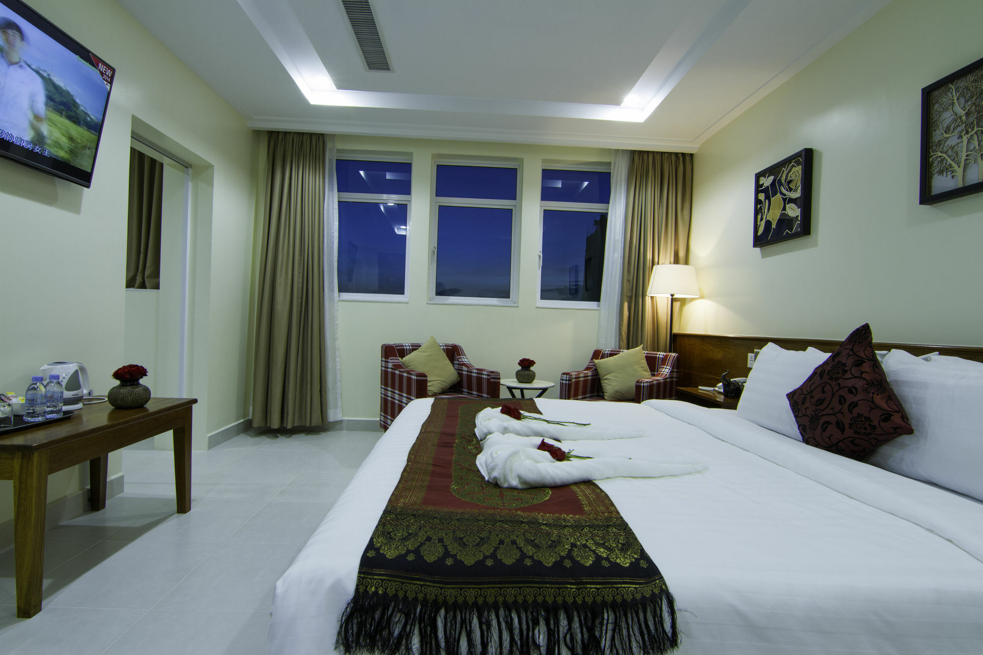 Rose Emerald Hotel Phnom Penh Ngoại thất bức ảnh